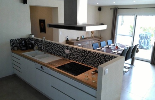 Cruviers-Lascours Villa | Les Hauts de Lascours | Holiday Home with Private Pool
