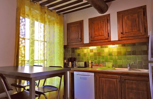 Rustrel Condo | Les Hauts Fourneaux - At the foot of Colorado Provençal