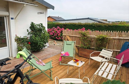 Saint-Come-de-Fresne House | Les heures tranquilles - Sea view - 50m from the beach