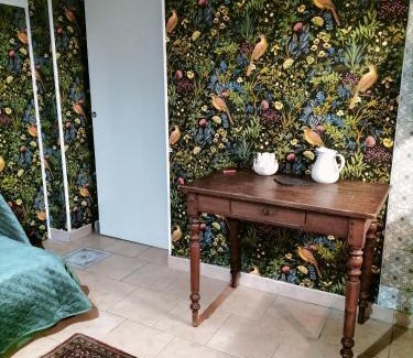 Etival-Clairefontaine Apartment | les hortensias La Souris Des Champs