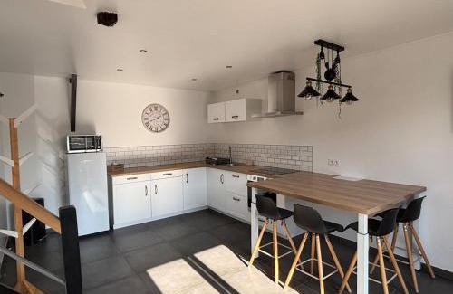 Ceaux House | Les Hulottes - Sur la route du Mont-St-Michel
