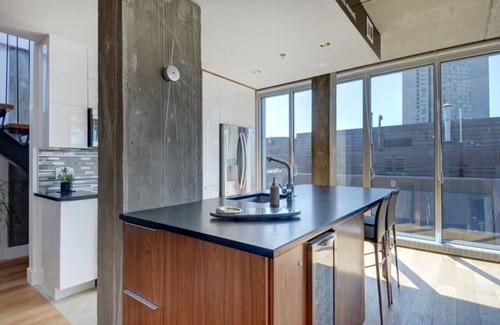 Vieux-Quebec-Cap-Blanc-colline Parlementaire Apartment | Les Immeubles Charlevoix - 760805 Grand Penthouse