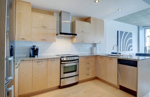 Vieux-Quebec-Cap-Blanc-colline Parlementaire Apartment | Les Immeubles Charlevoix - 760409
