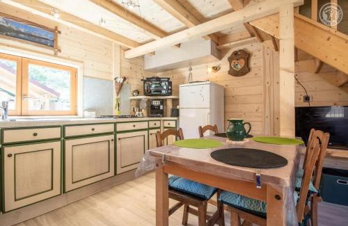Saint-Pierre-de-Curtille Bed & Breakfast | Les inseparables