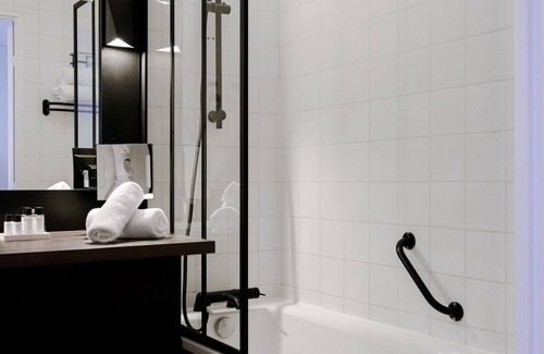 Saint-Martin-aux-Chartrains Hotel | Les Jardins de Deauville