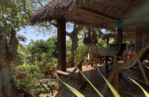 Nosy Tanihely Bed & Breakfast | Les Jardins d'Ankify