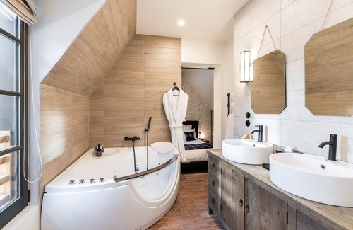 Pennedepie Hotel | Les Jardins de Coppelia