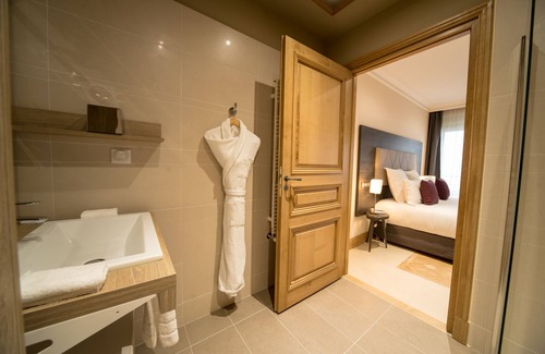 Saint-Cloud Hotel | Les Jardins de Saint-Cloud
