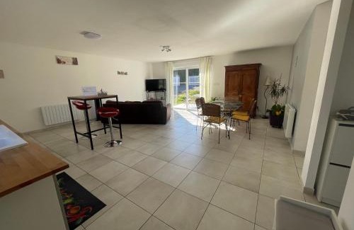 Saint-Aubin-de-Branne House | Les jardins de jodie