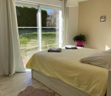 Saint-Aubin-de-Branne House | Les jardins de jodie