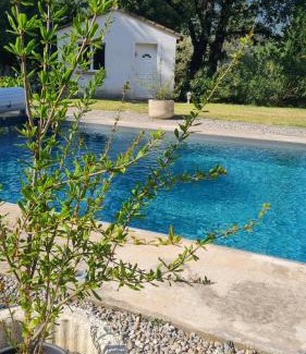 Meounes-les-Montrieux Bed & Breakfast | Les lauriers fleuris
