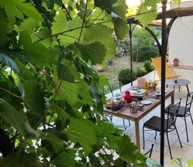 Camps-la-Source Bed & Breakfast | Les Lauriers
