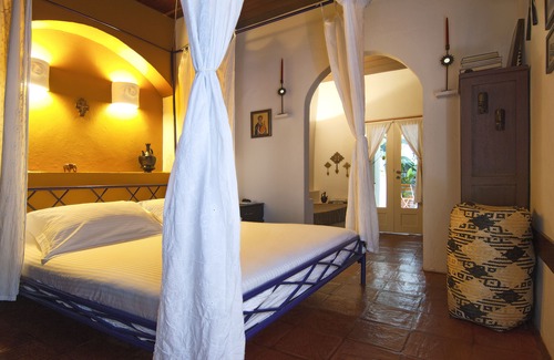 Cartagena Walled City Bed & Breakfast | Les Lezards B&B