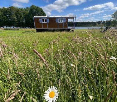 Verneuil Cabin | Les logements insolites de la Base Nautique