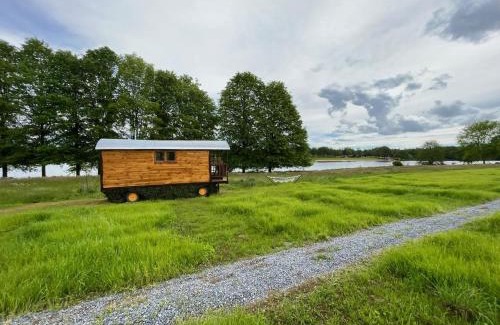 Verneuil Cabin | Les logements insolites de la Base Nautique