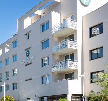 Aix-les-Bains City Center Apartment | Les Loges du Park