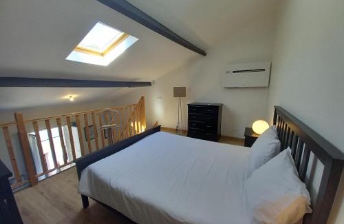 Saint-Emilion Apartment | Les logis des Vignobles Saint Emilion en Duplex n 2 avec terrasse