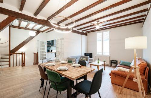 Ay Apartment | Les Mansardes : Duplex champenois typique et cosy