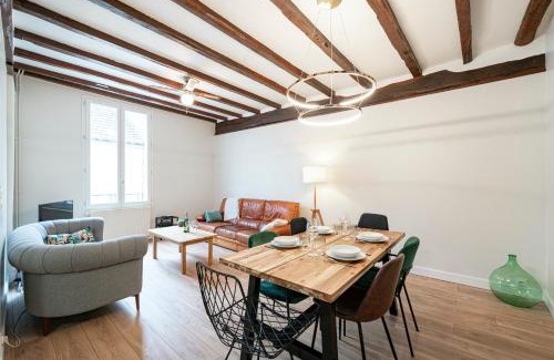 Ay Apartment | Les Mansardes : Duplex champenois typique et cosy