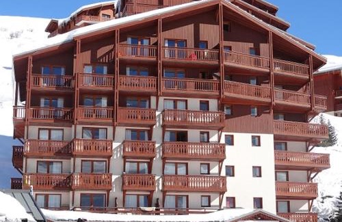 Les Bruyeres Apartment | Les Menuires - Joli 3 pièces, 6 pers, pied des pistes, parking gratuit - FR-1-178-166