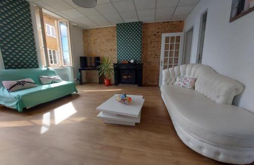 Theize Apartment | Les Meublés des Pierres Dorées - Gite de charme pour groupe
