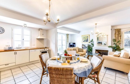 Grimaud House | Les Migraniers by Interhome