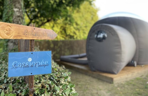Sorde-lAbbaye Bed & Breakfast | Les Nuits de Cassiopée