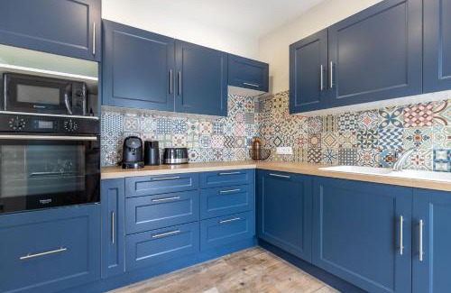 Cour-Cheverny House | Les Oberlins 2 Appartements, Cour, BBQ & Parking