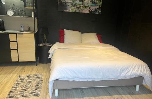 Saint-Antoine-de-Breuilh Apartment | Les oiseaux du paradis