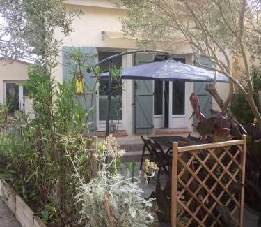 Salin-de-Giraud Ski Chalet | Les Oliviers de Camargue