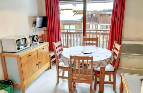 Les Boisses Apartment | Les Olympiques (Tignes 1800) by Interhome