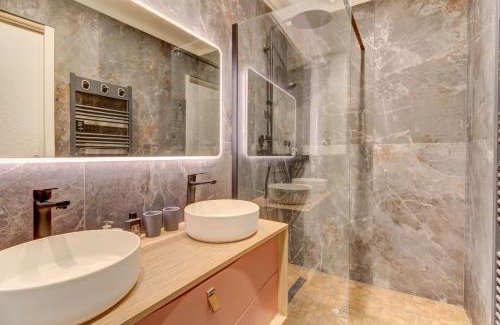 Gairaut Apartment | Les Palmiers 4pers WIFI AC