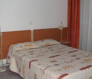 Salies-de-Bearn Apartment | Les Pavillons du Rooy