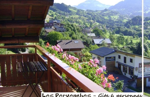 Les Villards-sur-Thones Apartment | Les Pervenches, Gite les Pervenches 6 people