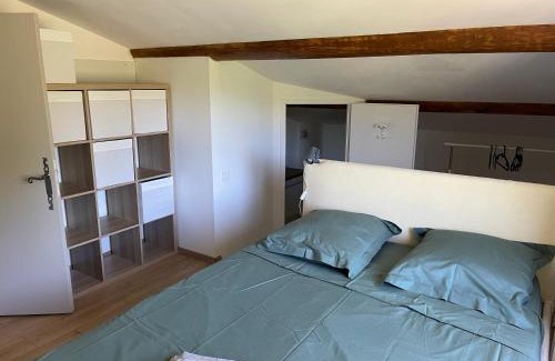 Aubignan House | les-pepites-de-badou présentent Les Chênes Verts