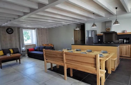 Arlempdes House | Les perles vertes