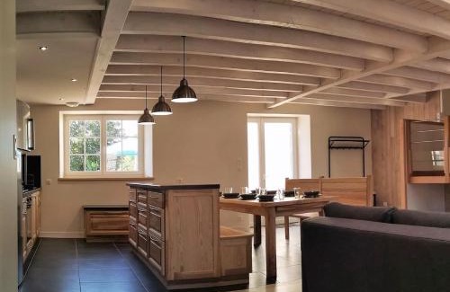 Arlempdes House | Les perles vertes