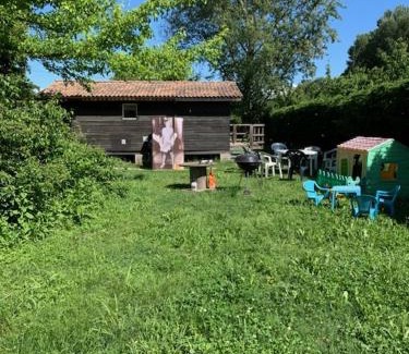 La Voulte-sur-Rhone House | les petits chalets de DUDU