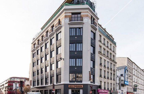 Quartier de la Folie-Mericourt Hostel | Les Piaules