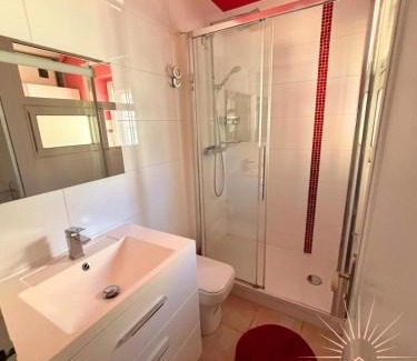 Les Lecques Apartment | Les pieds dans l'eau