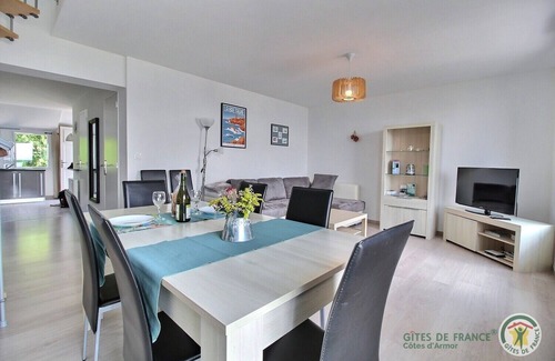 Plouezec House | Les Pieds Dans L'eau