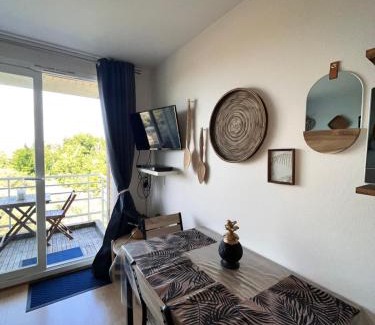Dunkirk Apartment | Les pieds dans le sable
