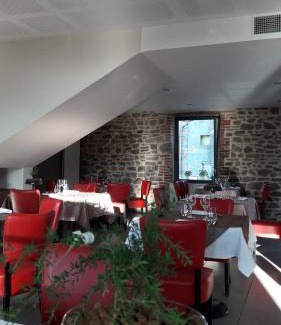 Rozier-en-Donzy Bed & Breakfast | Les Pierres Folles