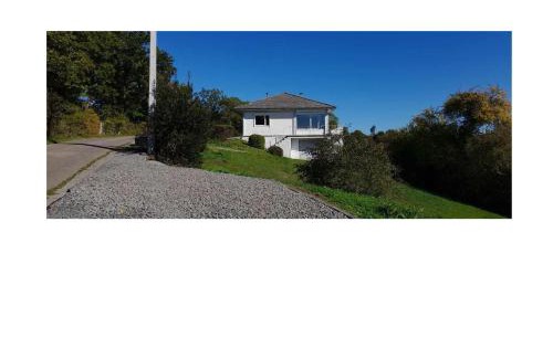 Thon-Samson House | les pies vertes