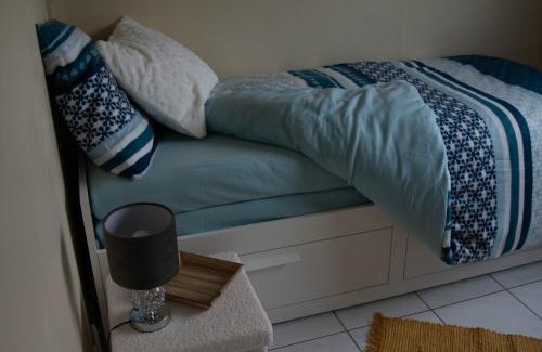 Thon-Samson House | les pies vertes