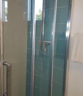 Bourg-Charente Ski Chalet | Les Pilotis Du Cognac