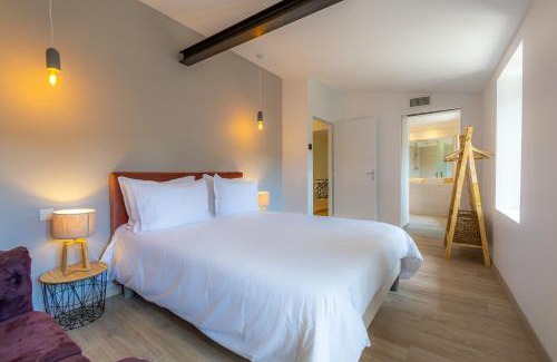 City of Carcassonne House | Les Pimprenelles