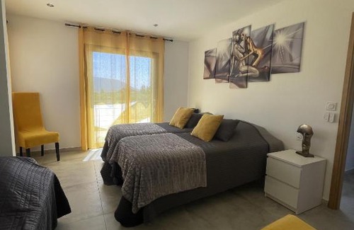 Cabrieres-d'Avignon Bed & Breakfast | Les pins du Luberon