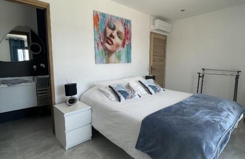 Cabrieres-d'Avignon Bed & Breakfast | Les pins du Luberon