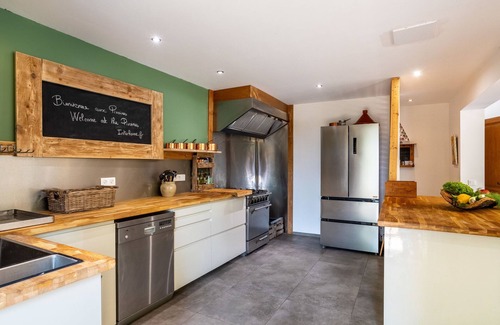La Crau House | Les Pivoines by Interhome